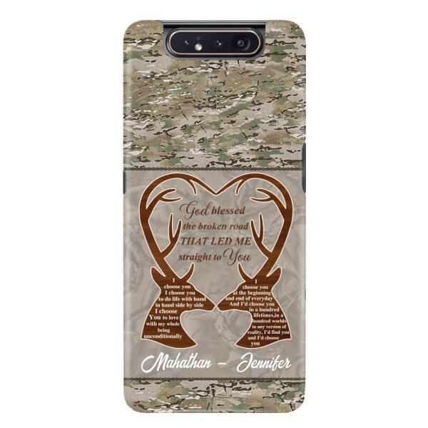 Custom Personalized Deer Hunting Heart Phone Case - Gift Idea For Couple - God Blessed The Broken Road That Led Me Straight To You - Case For iPhone And Samsung