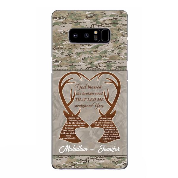 Custom Personalized Deer Hunting Heart Phone Case - Gift Idea For Couple - God Blessed The Broken Road That Led Me Straight To You - Case For iPhone And Samsung