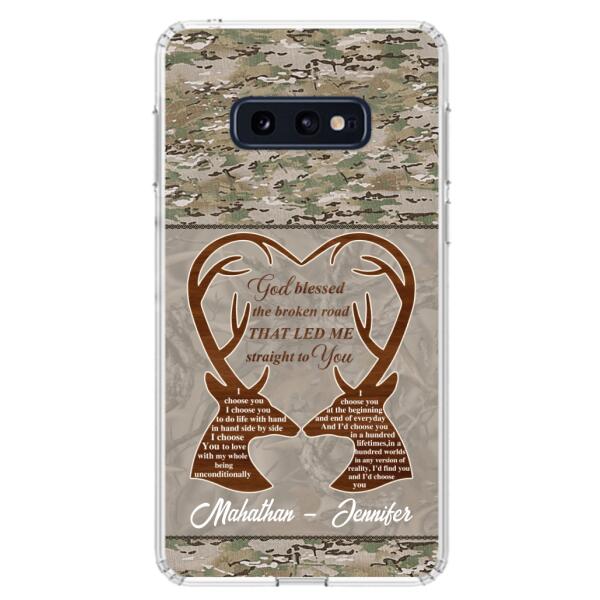 Custom Personalized Deer Hunting Heart Phone Case - Gift Idea For Couple - God Blessed The Broken Road That Led Me Straight To You - Case For iPhone And Samsung