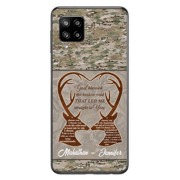 Custom Personalized Deer Hunting Heart Phone Case - Gift Idea For Couple - God Blessed The Broken Road That Led Me Straight To You - Case For iPhone And Samsung