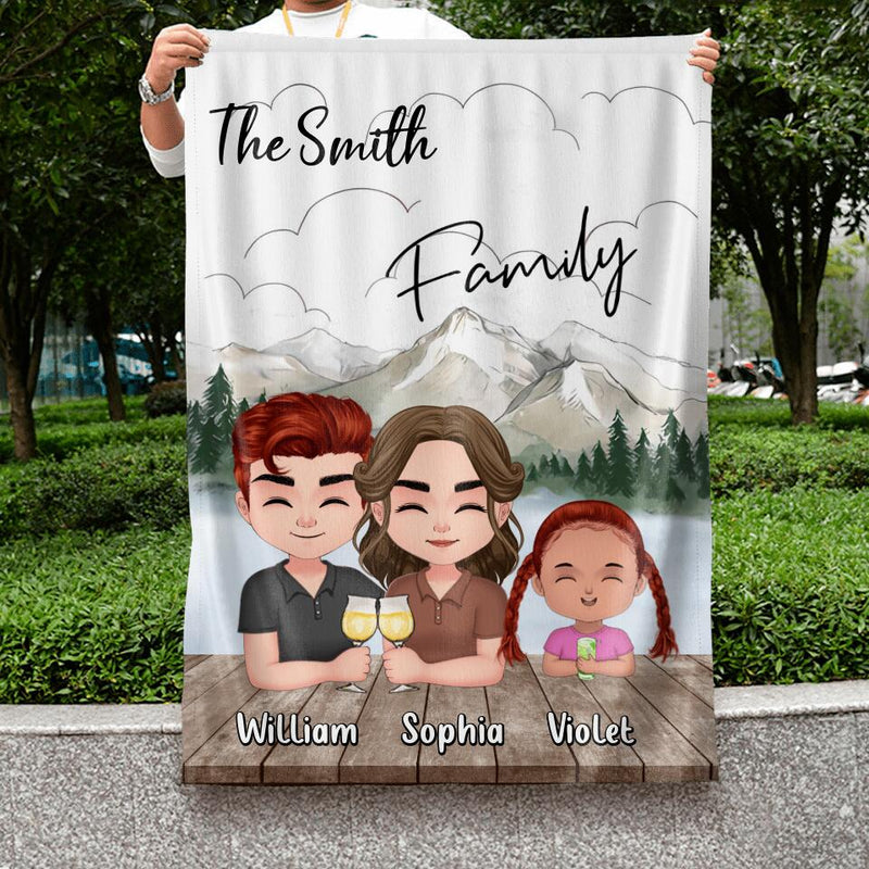 Personalized Family Flag Sign - Up to 4 Adults And 2 Kids - Gift Idea for Father's Day/Mother's Day/Family