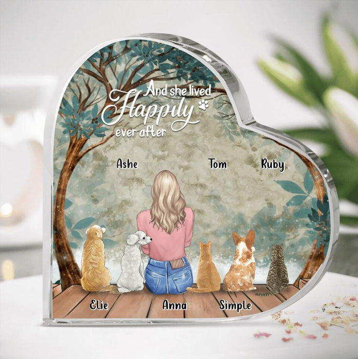 Custom Personalized Pet Mom Crystal Heart - Gift Idea For Dog/ Cat Lover with up to 5 Pets -  And She Lived Happily Ever After