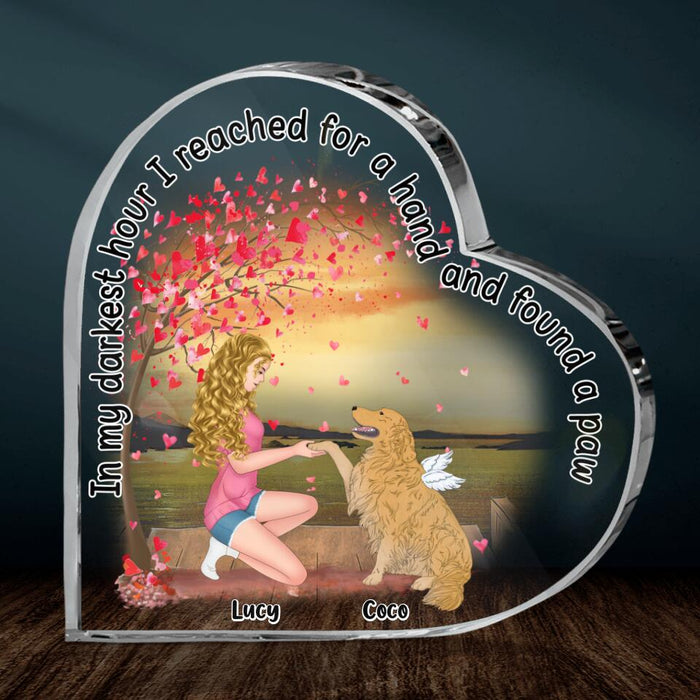 Custom Personalized Dog Mom Crystal Heart - Gift Idea For Dog Lovers - In My Darkest Hour I Reached For A Hand And Found A Paw