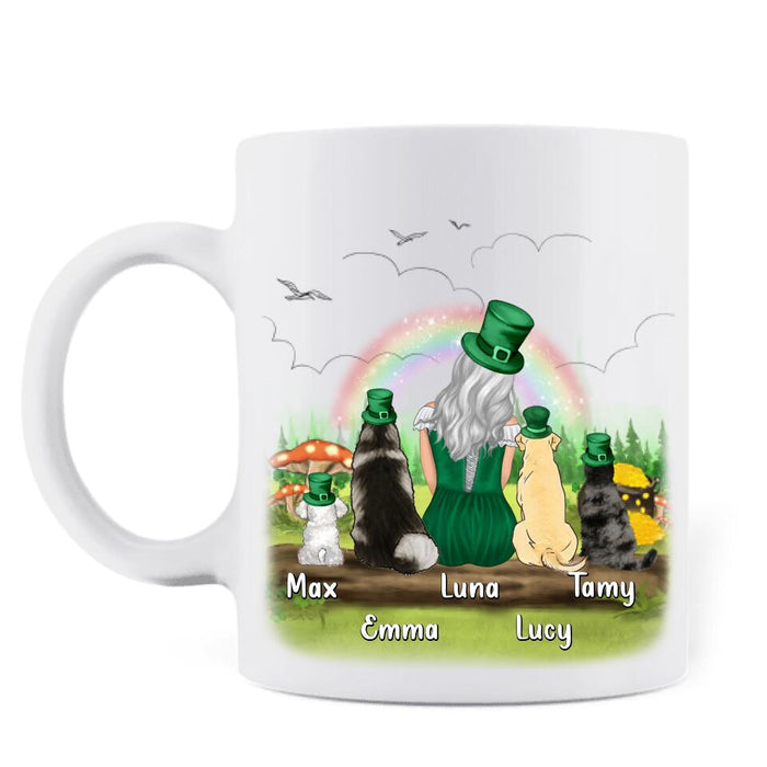 Custom Personalized Dog Mom Mug - Upto 4 Dogs - St. Patrick's Day Gift Idea For Dog Lover - One Lucky Dog Mom