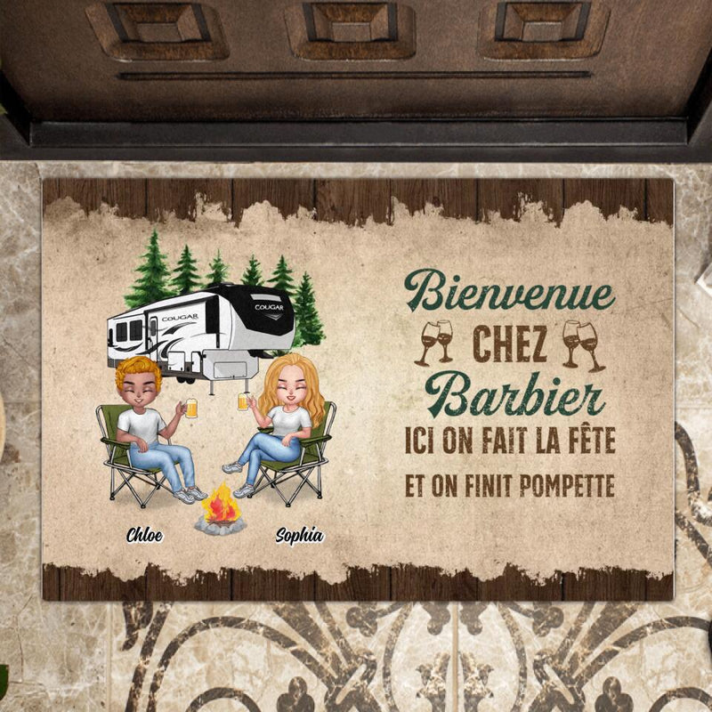 Personalized Camping Friends Doormat - Up to 7 People - Gift Idea For Friends/Camping Lover - Bienvenue Chez Barbier Ici On Fait La Fête Et On Finit Pompette