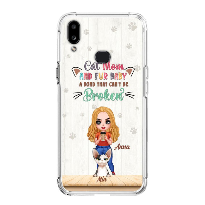 Custom Personalized Cat Mom Chibi Phone Case - Gift Idea For Mother's Day/ Cat Lovers With Upto 6 Cats - Cat Mom And Fur Baby A Bond That Can't Be Broken - Case For iPhone And Samsung