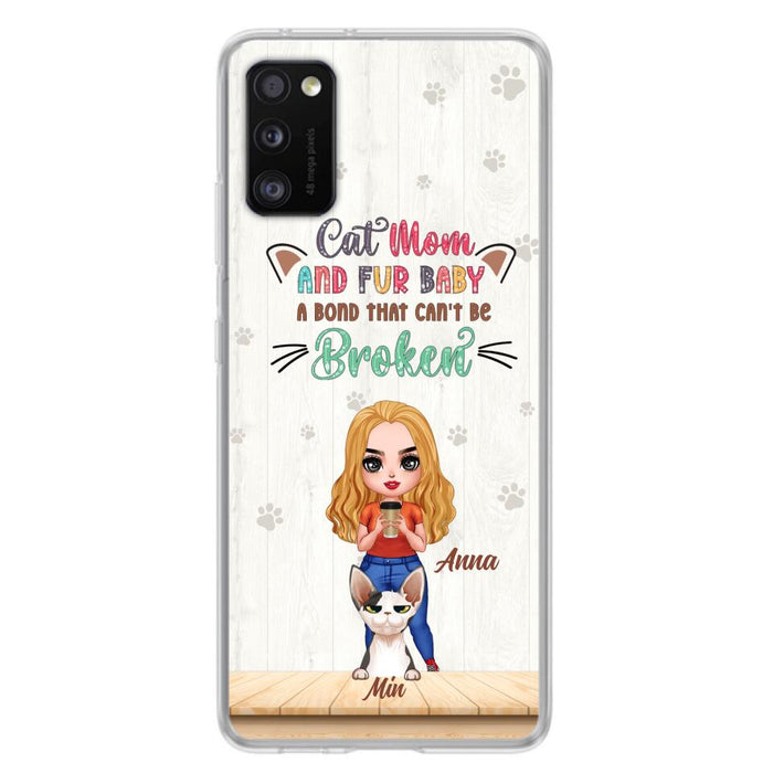 Custom Personalized Cat Mom Chibi Phone Case - Gift Idea For Mother's Day/ Cat Lovers With Upto 6 Cats - Cat Mom And Fur Baby A Bond That Can't Be Broken - Case For iPhone And Samsung