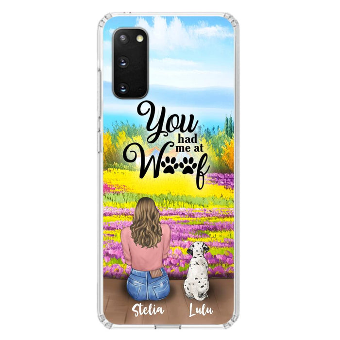 Custom Personalized Dog Mom With Flowers Background Phone Case - Gifts For Dog Lovers With Upto 4 Dogs - You Had Me At Woof - Case For iPhone, Samsung And Xiaomi - L4E2ZU