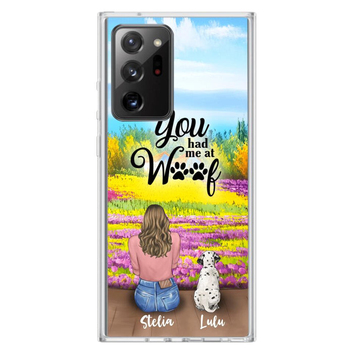 Custom Personalized Dog Mom With Flowers Background Phone Case - Gifts For Dog Lovers With Upto 4 Dogs - You Had Me At Woof - Case For iPhone, Samsung And Xiaomi - L4E2ZU