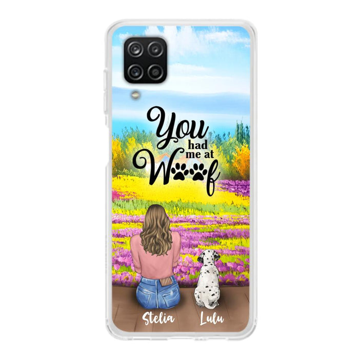 Custom Personalized Dog Mom With Flowers Background Phone Case - Gifts For Dog Lovers With Upto 4 Dogs - You Had Me At Woof - Case For iPhone, Samsung And Xiaomi - L4E2ZU