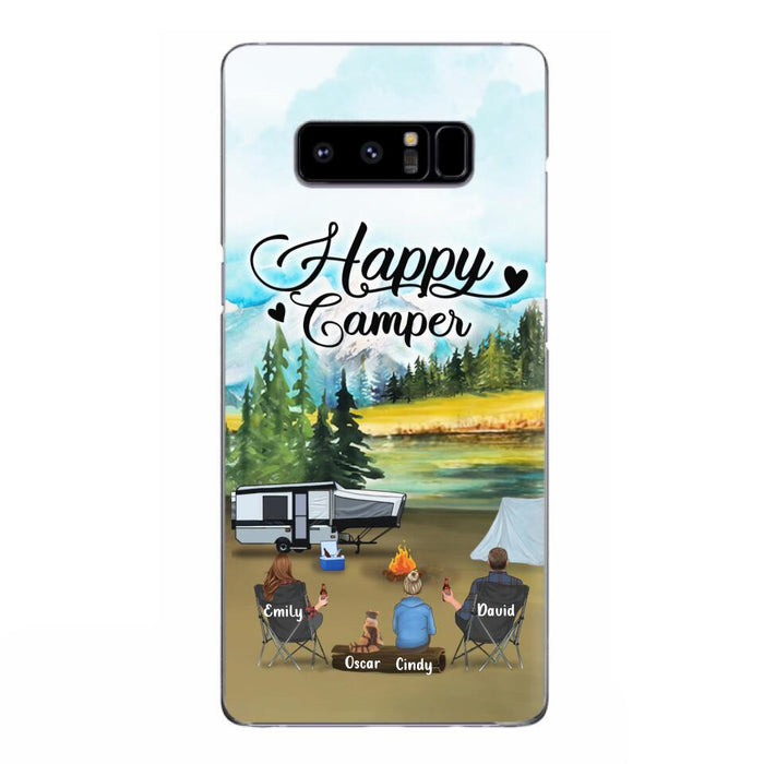 Custom Personalized Camping Phone Case - Parents With 1 Kid And 1 Pet - Best Gift For Family - Happy Camper - Case For iPhone And Samsung