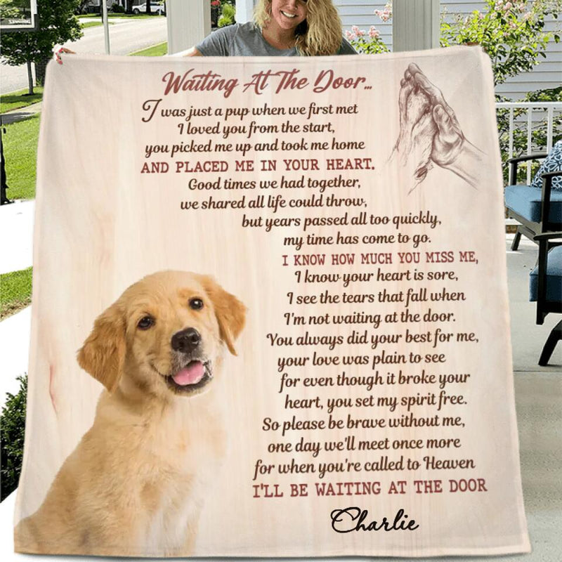 Personalized Memorial Pet Photo Quilt/Fleece Blanket/Pillow Cover - Gift Idea For Dog/Cat Lovers - Waiting At The Door