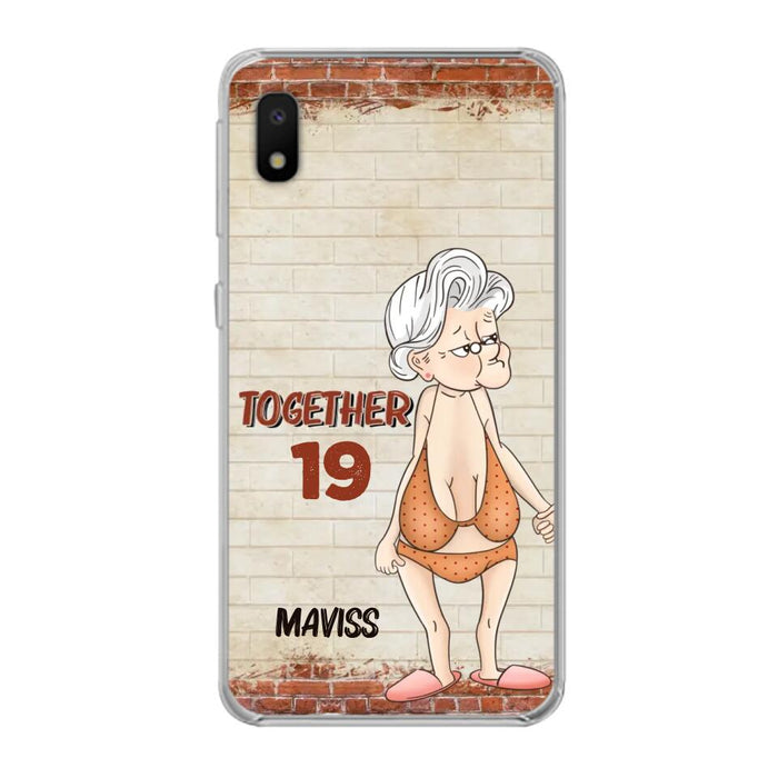 Custom Personalized Old Couple Phone Case - Gift Idea For Old Couple - Gift For Him/Her - Case For iPhone And Samsung