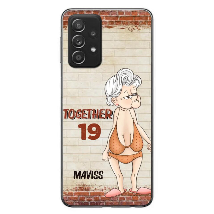 Custom Personalized Old Couple Phone Case - Gift Idea For Old Couple - Gift For Him/Her - Case For iPhone And Samsung