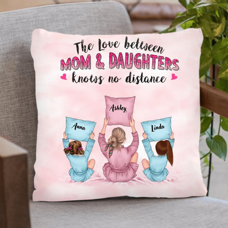 Personalized Mom & Daughter Quilt/Fleece Throw Blanket/Pillow Cover - Gift Idea For Mother's Day - The Love Between Mom & Daughters Knows No Distance