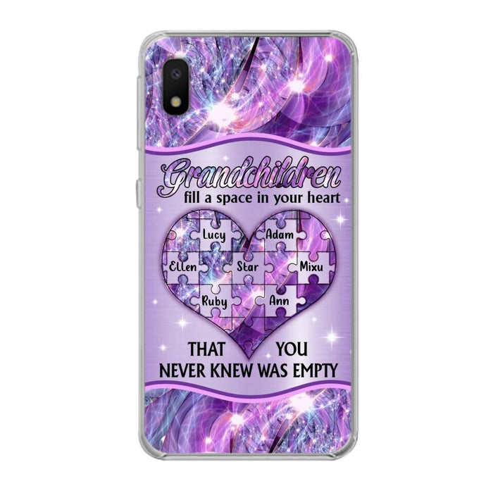 Custom Personalized Grandchildren Phone Case - Upto 7 Kids - Mother's Day Gift Idea For Grandma - Grandchildren Fill A Space In Your Heart That You Never Knew Was Empty - Case For iPhone And Samsung