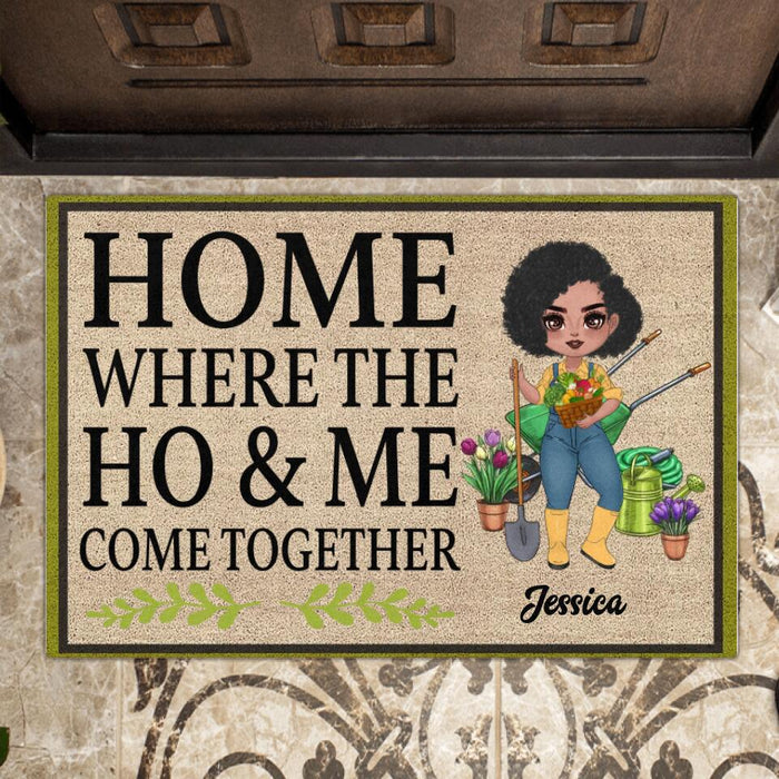 Custom Personalized Girl Gardening Doormat - Gift Idea For Family/Gardening Lovers/Mother's Day - Home Where The Ho & Me Come Together