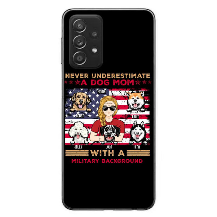 Custom Personalized Dog Mom Phone Case - Upto 5 Dogs - Gift Idea For Mother's Day/ Dog Lover - Never Underestimate A Dog Mom With A Military Background - Case For iPhone And Samsung