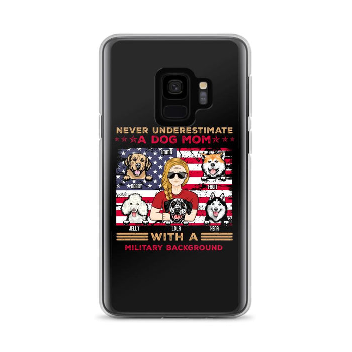 Custom Personalized Dog Mom Phone Case - Upto 5 Dogs - Gift Idea For Mother's Day/ Dog Lover - Never Underestimate A Dog Mom With A Military Background - Case For iPhone And Samsung