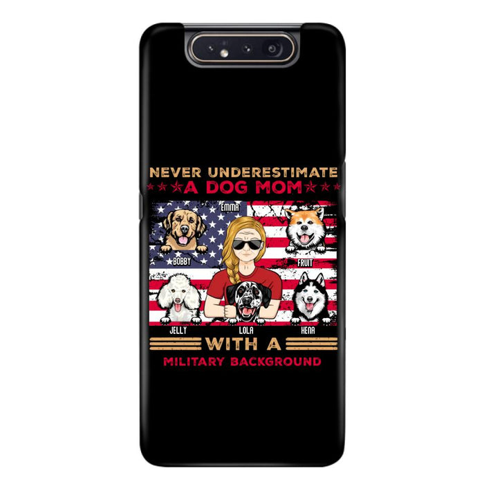 Custom Personalized Dog Mom Phone Case - Upto 5 Dogs - Gift Idea For Mother's Day/ Dog Lover - Never Underestimate A Dog Mom With A Military Background - Case For iPhone And Samsung