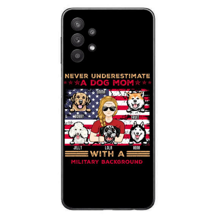 Custom Personalized Dog Mom Phone Case - Upto 5 Dogs - Gift Idea For Mother's Day/ Dog Lover - Never Underestimate A Dog Mom With A Military Background - Case For iPhone And Samsung