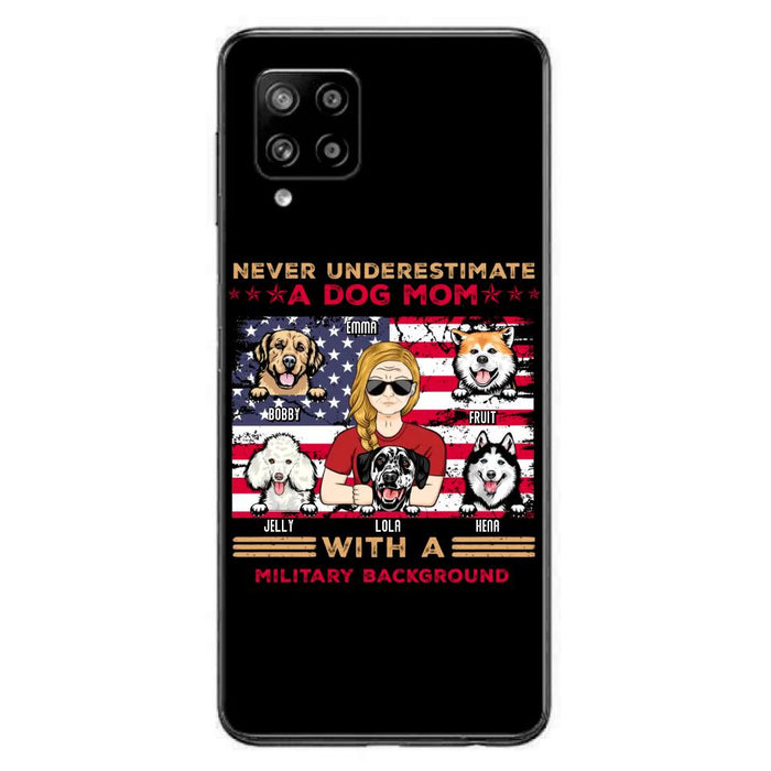 Custom Personalized Dog Mom Phone Case - Upto 5 Dogs - Gift Idea For Mother's Day/ Dog Lover - Never Underestimate A Dog Mom With A Military Background - Case For iPhone And Samsung