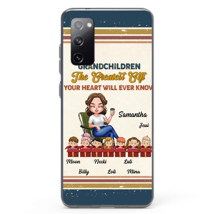 Custom Personalized Grandma Phone Case - Gift Idea For Grandma/Mother's Day - Up To 7 Kids - Grandchildren The Greatest Gift Your Heart Will Ever Know - Cases For iPhone/Samsung