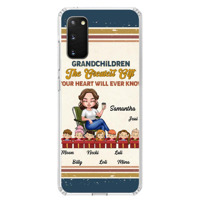 Custom Personalized Grandma Phone Case - Gift Idea For Grandma/Mother's Day - Up To 7 Kids - Grandchildren The Greatest Gift Your Heart Will Ever Know - Cases For iPhone/Samsung