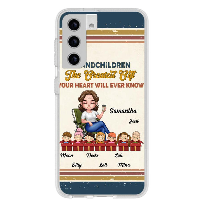 Custom Personalized Grandma Phone Case - Gift Idea For Grandma/Mother's Day - Up To 7 Kids - Grandchildren The Greatest Gift Your Heart Will Ever Know - Cases For iPhone/Samsung