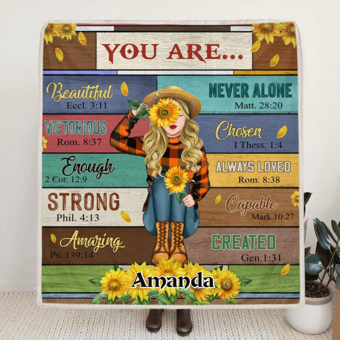 Personalized Sunflower Girl Quilt/Fleece Blanket - Gift For Best Friend/Sister - You Are Beautiful - AJXGZC