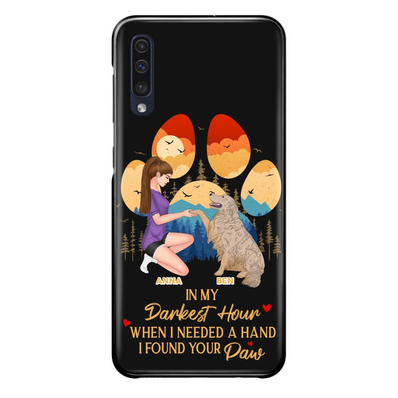 Custom Personalized Dog Mom Phone Case - Gift For Dog Mom/ Dog Lover/ Mother's Day Gift - In My Darkest Hour When I Needed A Hand I Found Your Paw - Case For iPhone And Samsung