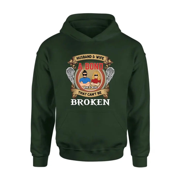 Custom Personalized Couple Shirt/Long sleeve/Sweatshirt/Hoodie - Gift Idea For Couple/Mother's Day/Father's Day - Husband And Wife A Bond That Can't Be Broken