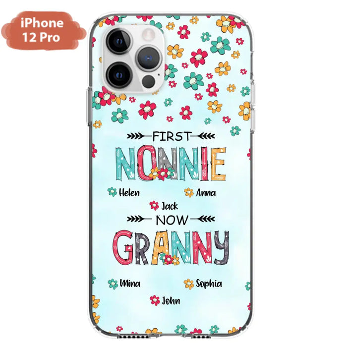 Custom Personalized Grandma Phone Case - Upto 4 Kids And 8 Grandkids - Mother's Day Gift Idea for Grandma - First Mom Now Nana Kid And Grandkids Flower Pattern - Case For iPhone And Samsung