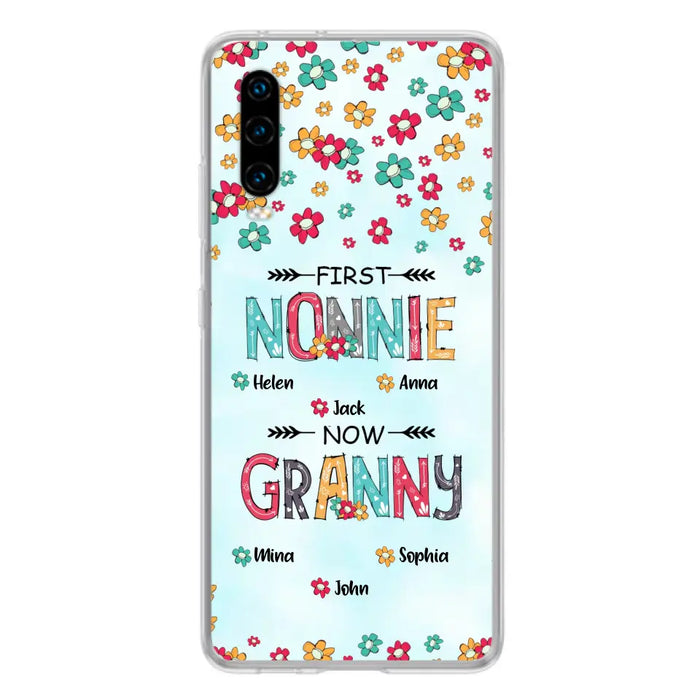 Custom Personalized Grandma Phone Case - Upto 4 Kids And 8 Grandkids - Mother's Day Gift Idea for Grandma - First Mom Now Nana Kid And Grandkids Flower Pattern - Cases For Xiaomi/ Oppo/ Huawei