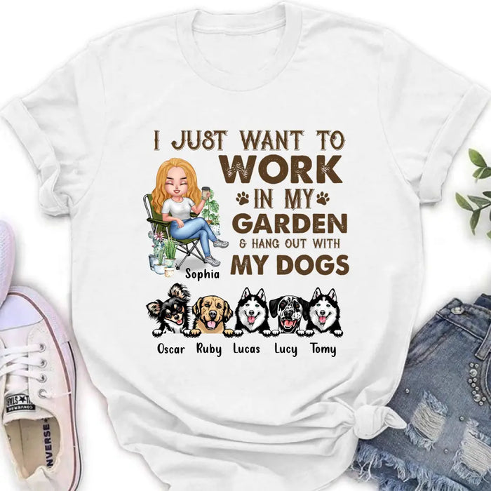 Custom Personalized Garden Shirt/ Hoodie- Upto 5 Pets - Funny Gardening Gift For Dog/ Cat Lover - I Just Want To Work In My Garden & Hang Out With My Dogs