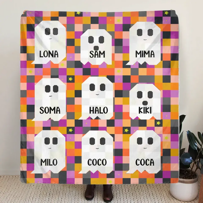 Personalize Halloween Family Quilt/Single Layer Fleece Blanket - Gift Idea For Halloween/Family - Upto 9 Boos