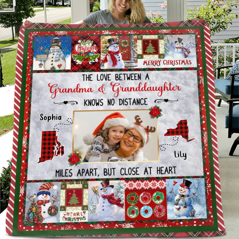 Personalized Upload Photo Fleece Throw Blanket/Quilt - Gift Idea For Grandma/Kid - The Love Between A Grandma & Granddaughter Knows No Distance