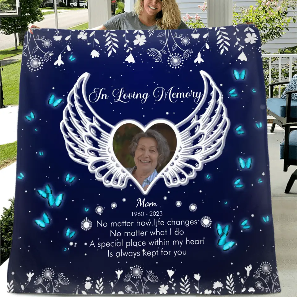 Personalized Mom Memorial Fleece Throw Blanket - Upload Photo - Memorial Gift Idea For Mother's Day - A Big Piece Of My Heart Lives In Heaven