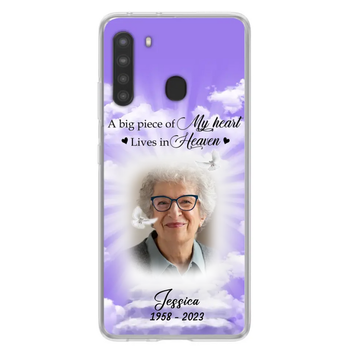 Custom Personalized Memorial Photo Phone Case - Memorial Gift Idea For Mother's Day/Father's Day - A Big Piece Of My Heart Lives In Heaven - Case For iPhone/Samsung