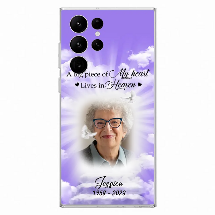 Custom Personalized Memorial Photo Phone Case - Memorial Gift Idea For Mother's Day/Father's Day - A Big Piece Of My Heart Lives In Heaven - Case For iPhone/Samsung