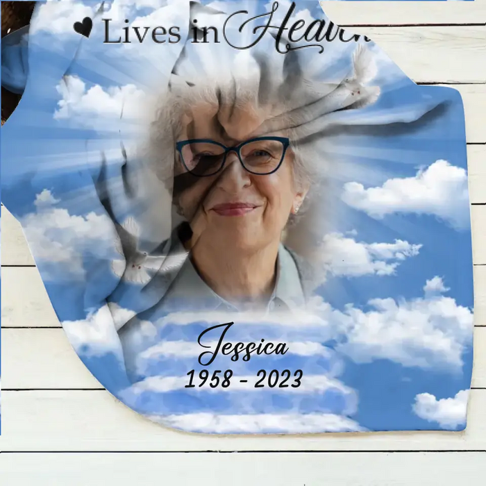 Custom Personalized Memorial Photo Quilt/Single Layer Fleece Blanket - Memorial Gift Idea For Mother's Day/Father's Day - A Big Piece Of My Heart Lives In Heaven