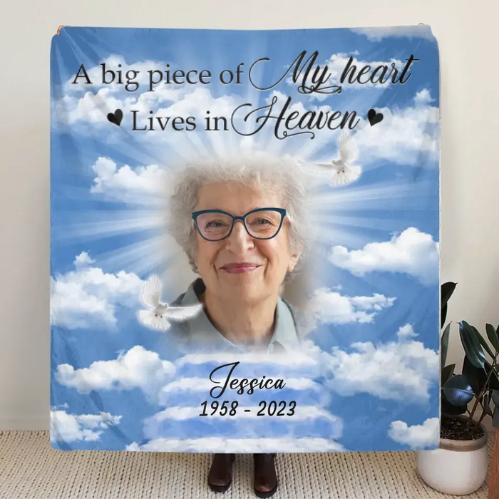 Custom Personalized Memorial Photo Quilt/Single Layer Fleece Blanket - Memorial Gift Idea For Mother's Day/Father's Day - A Big Piece Of My Heart Lives In Heaven