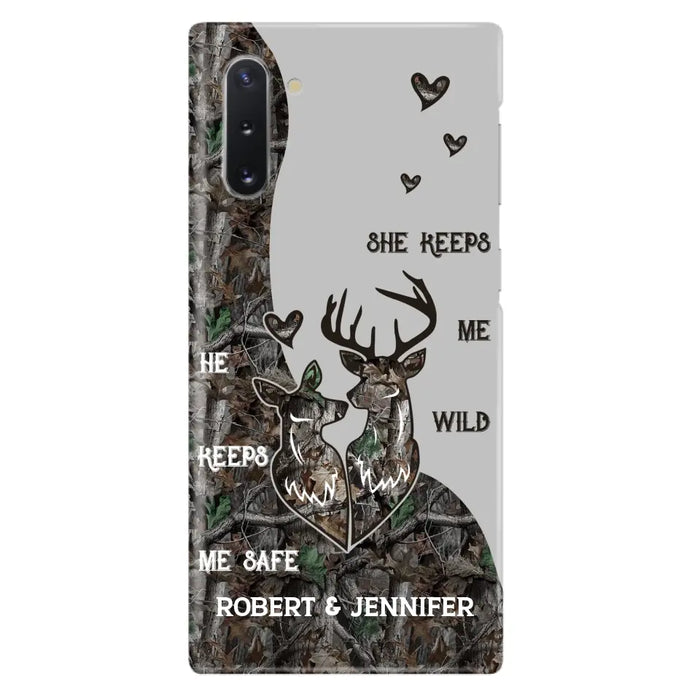 Custom Personalized Deer Couple Phone Case - Gift Idea For Couple - He Keeps Me Safe She Keeps Me Wild - Case For iPhone/Samsung