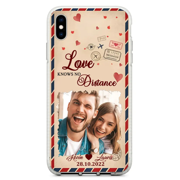 Custom Personalized Couple Phone Case - Gift Idea For Couple/ Valentines Day - Upload Photo - Love Knows No Distance - Case For iPhone/ Samsung