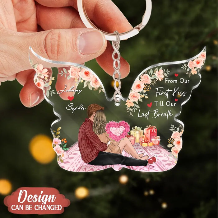 Custom Personalized Couple Hugging Acrylic Keychain - Gift Idea For Couple/ Valentine's Day - I'm Yours No Returns Or Refunds