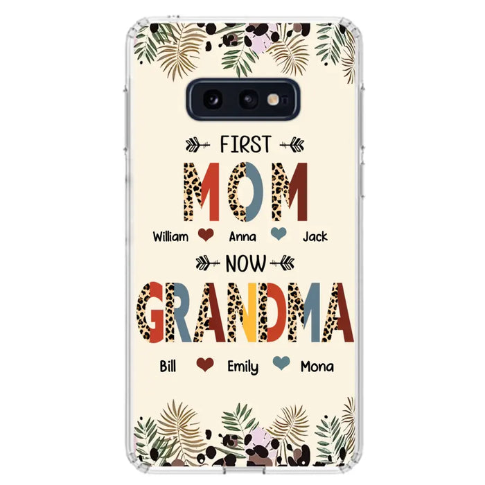 Custom Personalized Grandma Phone Case - Gift Idea For Grandma/Mom/ Mother's Day - Up to 6 Kids And 12 Grandkids - First Mom Now Grandma - Case For iPhone And Samsung