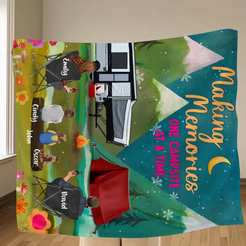 Personalized Camping Quilt/Fleece Throw Blanket - Gift Idea For Family/Camping Lover - Couple/Parents/Single Parent With Up to 3 Kids And 4 Pets - Making Memories One Campsite At A Time