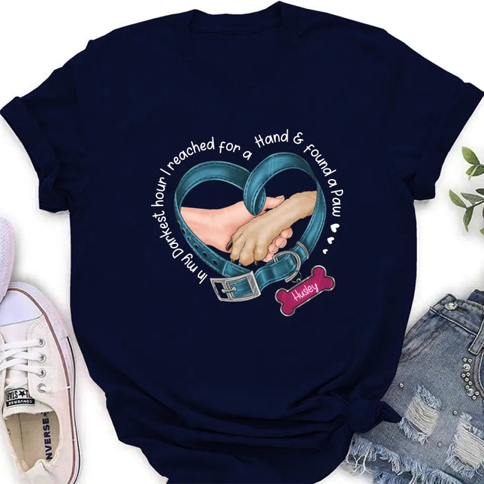 Custom Personalized Dog T-shirt/ Hoodie - Memorial Gift Idea For Dog Lover - In My Darkest Hour I Reached For A Hand & Found A Paw