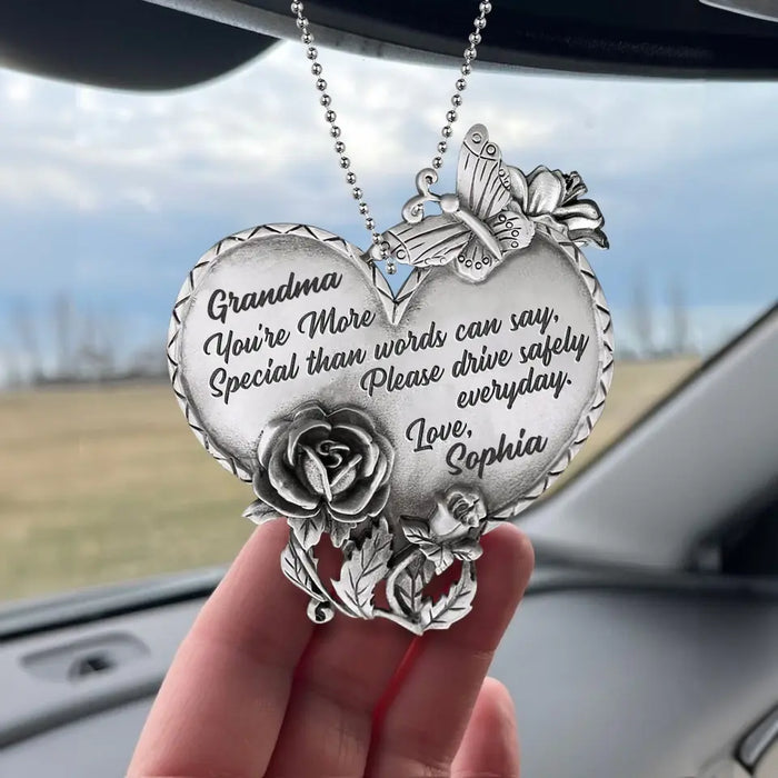 Custom Personalized Grandma Aluminum Car Charm - Mother's Day Gift Idea For Grandma/ Mom/ Sister - Drive Safely Everyday