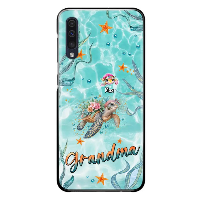 Custom Personalized Grandma Ocean Turtles Phone Case - Gift Idea For Grandma/ Mom - Up to 10 Kids - Case For iPhone/ Samsung